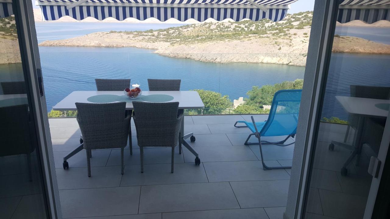 Mayana Apartment Cesarica Bagian luar foto